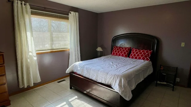 12 20250325_201630118_iOS (Large)