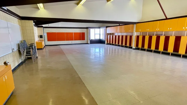 15 20250306_195421341_iOS (Large)