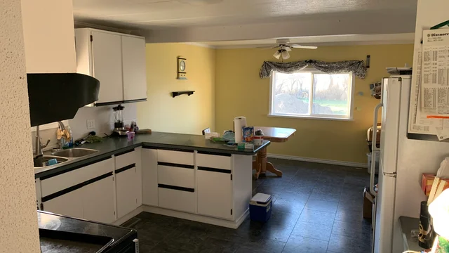 7. 70494387144__B4CB2002-6787-423E-B6AF-CECE8C9FF9C2